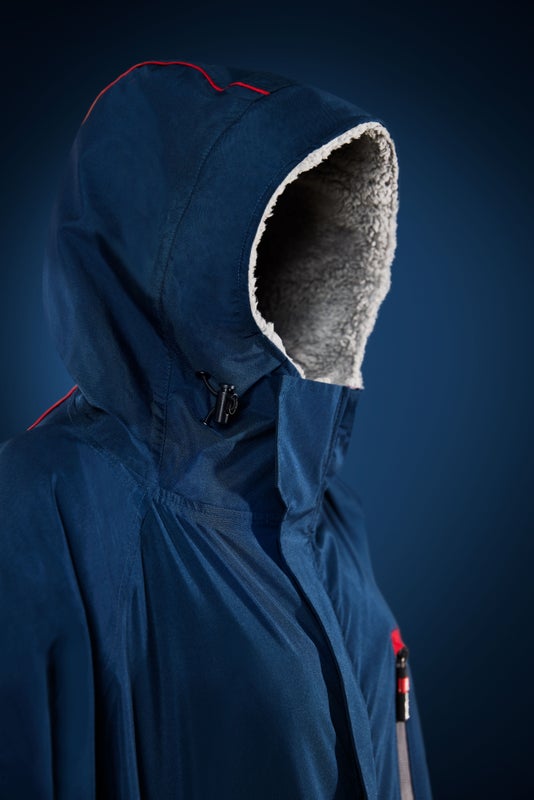COPENHAGEN SURF SHOP RED PADDLE CO ORIGINAL PRO CHANGE ROBE EVO JAKKE (2022) NAVY (BLÅ) (RØD) LANGÆRMET OUTDOOR DRYROBE