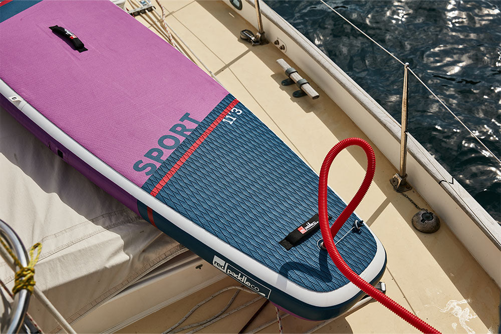 Copenhagen Surf Shop 2021 Red Paddle Co 11'3" SPORT TOURING MSL Oppustelig Stand Up Paddle SUP iSUP Board , Taske, Titan 2 Pumpe, Carbon 50 Nylon Paddle & Leash